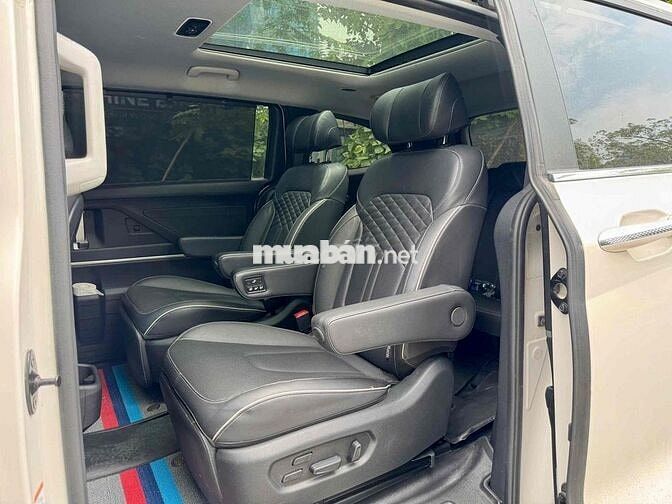 Hyundai Custin Đặc Biệt 1.5T 2024 Trắng