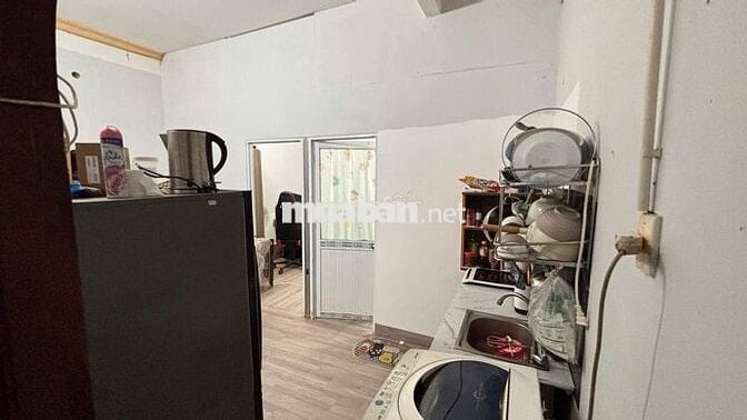 2 phòng ngủ nguyên lầu 60m2 có ban công máy giặt riêng 7tr5/tháng