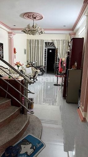 Cho thuê căn nhà phố hẽm ô tô 6m đường lê Văn Lương quận 7 .