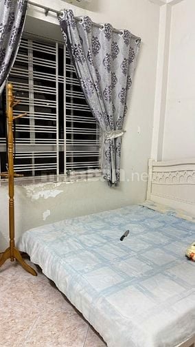 Cho thuê căn nhà phố hẽm ô tô 6m đường lê Văn Lương quận 7 .