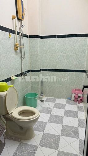 Cho thuê căn nhà phố hẽm ô tô 6m đường lê Văn Lương quận 7 .