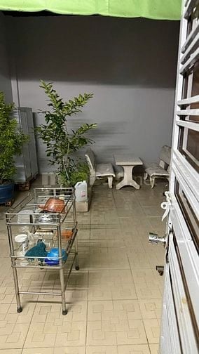 Cho thuê căn nhà phố hẽm ô tô 6m đường lê Văn Lương quận 7 .