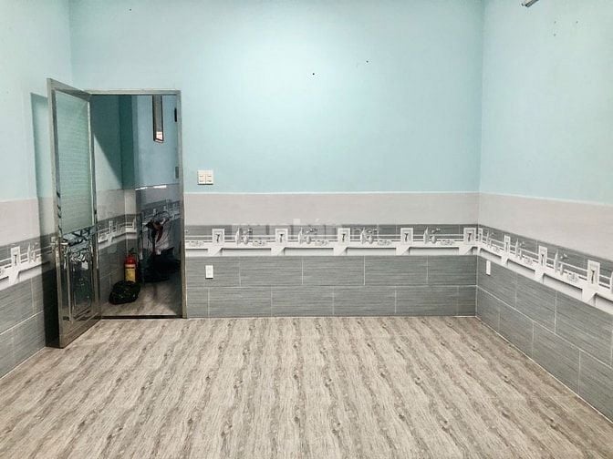 Chính chủ cho thuê nhà mặt tiền đường Trịnh Đình Trọng, phường Tân Phú