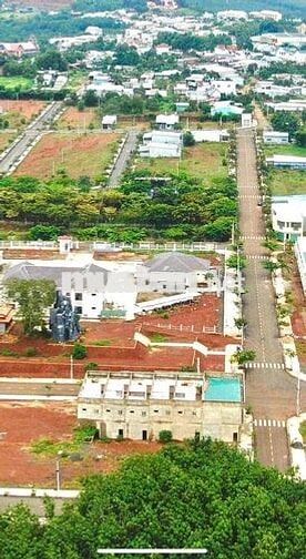LÔ ĐẤT CỰC ĐẸP ĐƯỜNG NHỰA 13M CÓ VỈA HÈ, NGAY UỶ BAN XÃ 5x20=100M2