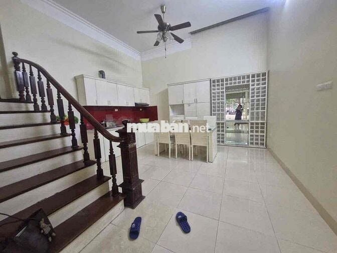 cho thuê nhà nguyên căn 60m2 x 4,5 tầng