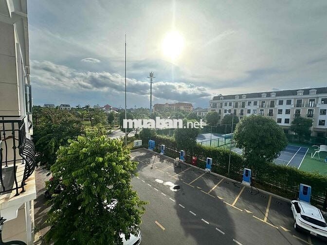 Cần Bán Nhanh căn Siêu Vip giá Bao nét toàn Khu Đô Thị