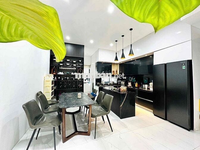 bán nhà 4 tầng phan huỳnh điểu. nam hò xuân