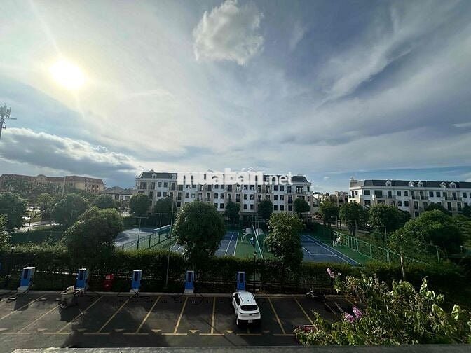Cần Bán Nhanh căn Siêu Vip giá Bao nét toàn Khu Đô Thị
