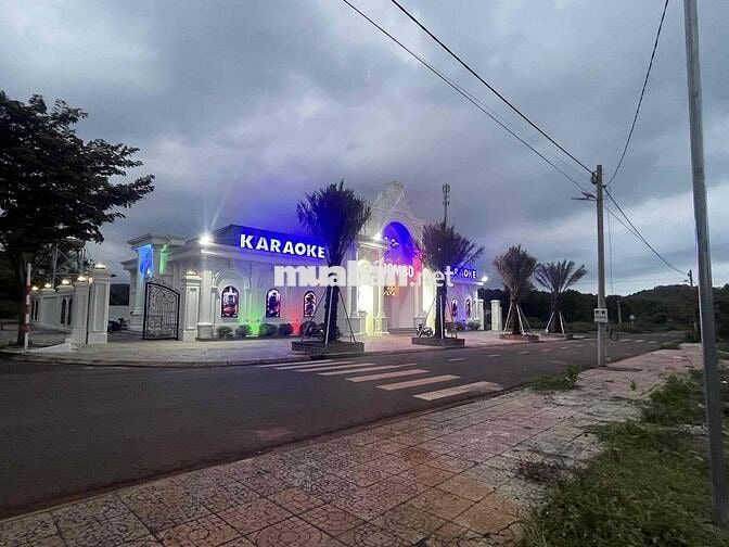 LÔ ĐẤT CỰC ĐẸP ĐƯỜNG NHỰA 13M CÓ VỈA HÈ, NGAY UỶ BAN XÃ 5x20=100M2