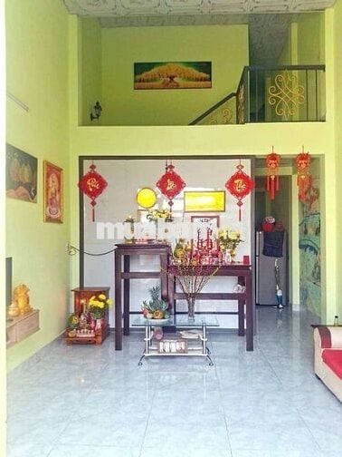 nhà bà điểm sổ hồng đường thông xe tải