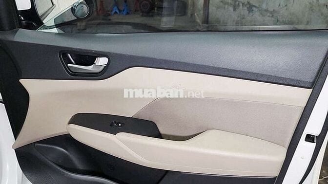 Hyundai Accent 2022 Số sàn Trắng 5 chỗ
