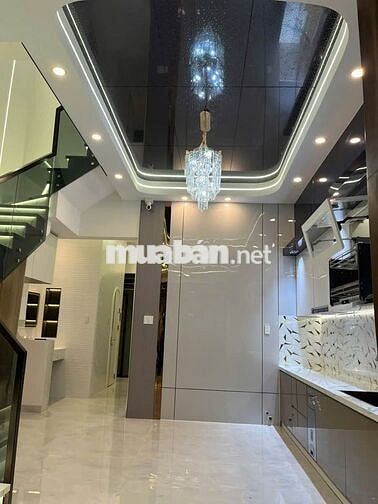 nhà mới xây hoan công đây đủ 125m2 