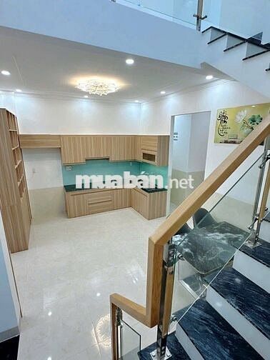 nhà mới xây hoan công đây đủ 125m2 