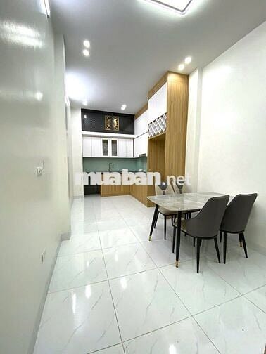 Cho Thuê Nhà 6 tầng 575 Kim Mã - Ba Đình