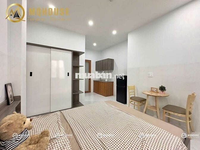 GẦN VĂN HIẾN PHÒNG MỚI CỬA SỔ ĐẦY ĐỦ NỘI THẤT