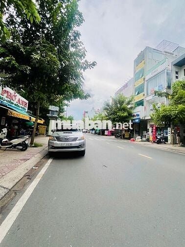 NHÀ CHO THUÊ MẶT TIỀN ĐƯỜNG TÂN SƠN NHÌ 4,2X16M 3L 