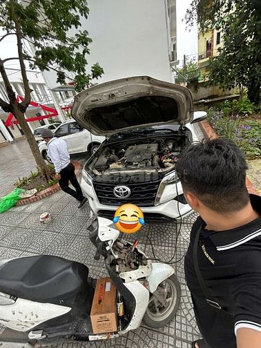 Kích & Thay thế Ắc quy Ô Tô tận nơi tại Long Biên, Hà Nội