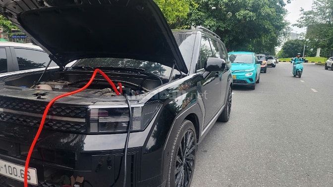 Kích & Thay thế Ắc quy Ô Tô tận nơi tại Long Biên, Hà Nội
