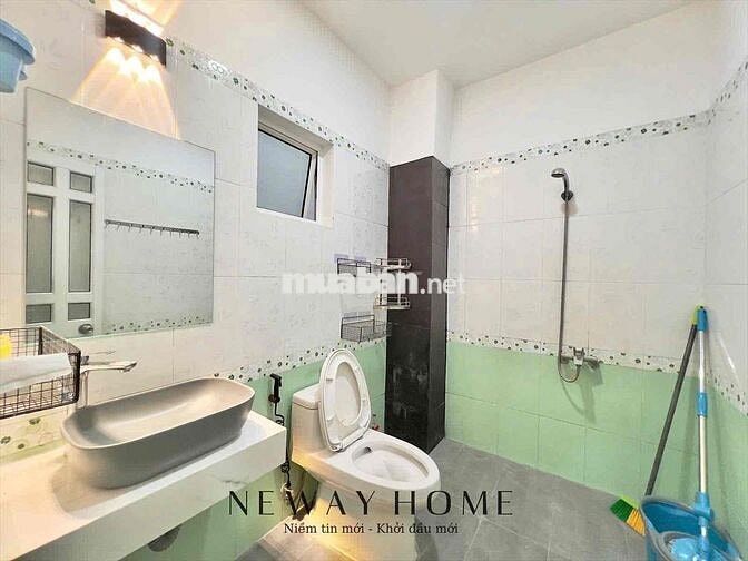 PHÒNG BAN CÔNG 40M2 |NGAY NGUYỄN TRI PHƯƠNG Q10 GẦN ĐẠI HỌC KINH TẾ B