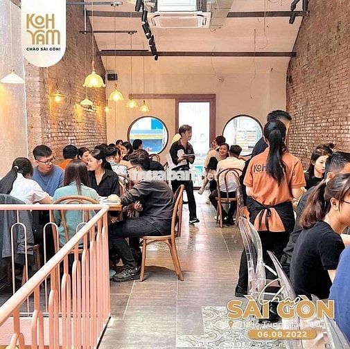 Tuyển dụng NVPT Nhà hàng quận 1