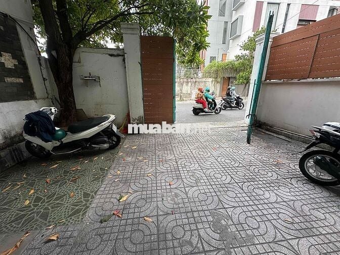 cho thuê nhà căn góc đường Trần Đình Xu, Quận 1 - cafe văn phòng, spa