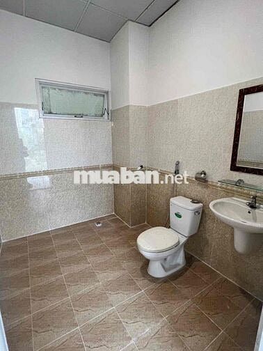 CHO THUÊ NHÀ MẶT TIỀN ĐƯỜNG LÊ LỢI MỚI 100%