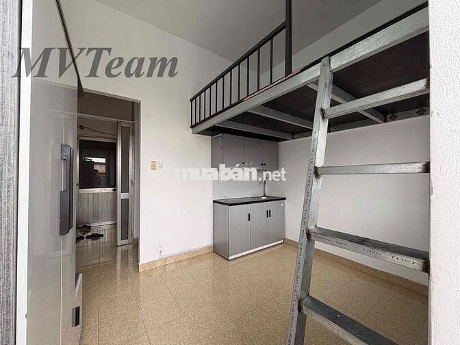Cho Thuê Phòng Balcon 20m2_Gác Lửng Thoáng_Hẻm Oto_Thành Thái Quận 10