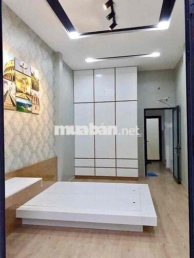 CHO THUÊ NHÀ MẶT TIỀN 5 TẦNG HÀN HẢI NGUYÊN Q11