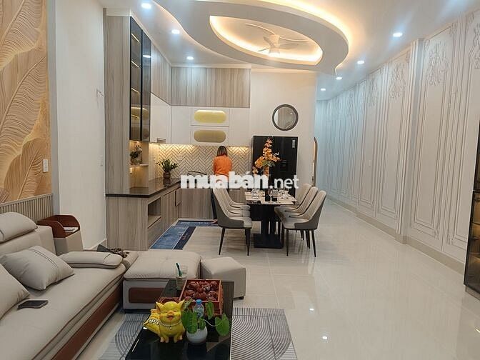 160m2 Ngôi Nhà Này Có Đủ Không Gian Sinh Hoạt Cho Người Già và Trẻ Nhỏ