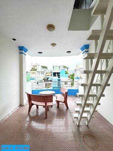 BÁN NHÀ MẶT TIỀN CHỢ NGUYỄN TRI PHƯƠNG : 129 NGUYỄN LÂM - P. 6 - Q. 10