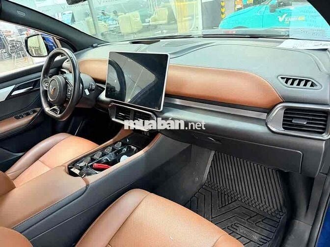 VF8 Plus 2023 Xanh dương nội thất nâu xe đẹp