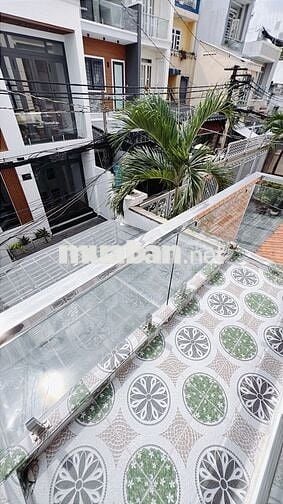 NHÀ ĐẸP Q4- HẺM 4m- 41m2 - 2 TẦNG- KO LỘ GIỚi- CHỈ 4 TỶ NHỈNH