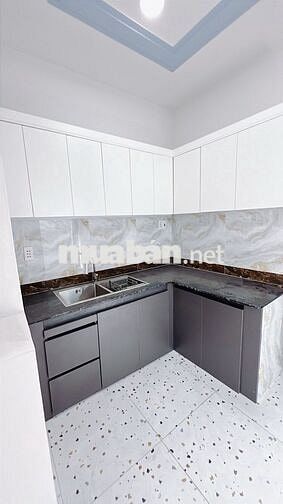 NHÀ ĐẸP Q4- HẺM 4m- 41m2 - 2 TẦNG- KO LỘ GIỚi- CHỈ 4 TỶ NHỈNH