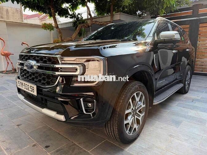 Ford Everest Titanium 4x4 Diesel 2025 Đen 7.000km