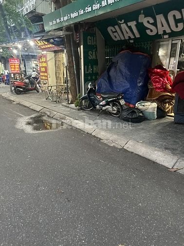 Chính bán nhà TT Nghĩa tân lô góc 100 m2 MT 20 m vỉa hè rộng 10,6 tỷ