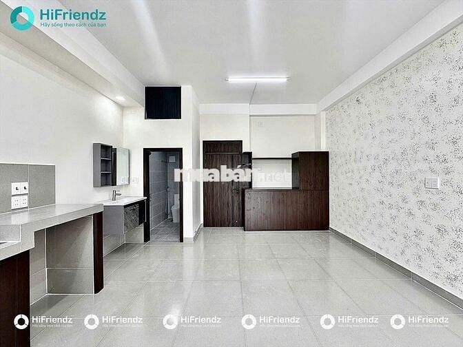 Căn hộ mới Ban Công full nội thất máy giặt riêng gần Eaon Tân Phú