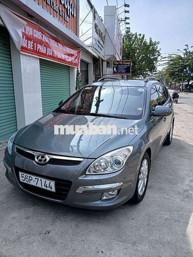 Hyundai i30cw 2010 Xám Tự động 12 vạn