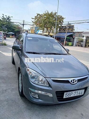 Hyundai i30cw 2010 Xám Tự động 12 vạn