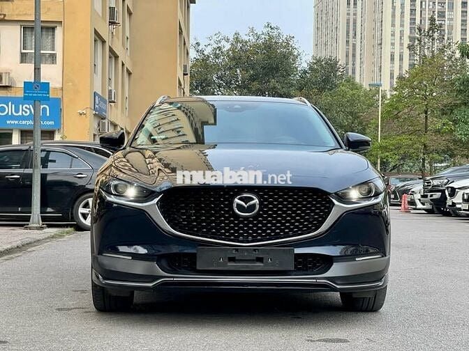 Mazda CX-30 2023 Xanh đen 9000 km