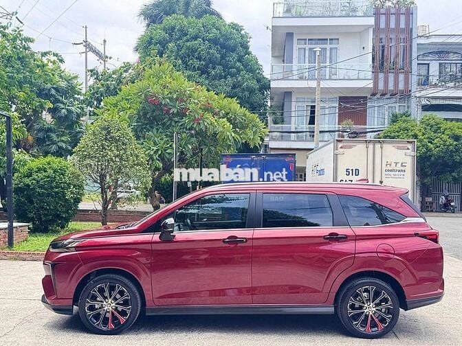 Toyota Veloz Top 2025 Đỏ Tự động 2 vạn