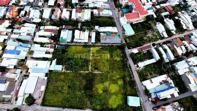  Bán đất góc 2 mặt tiền đường Thân Nhân Trung sổ hồng 8700m2 giá 87 tỷ