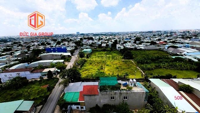  Bán đất góc 2 mặt tiền đường Thân Nhân Trung sổ hồng 8700m2 giá 87 tỷ