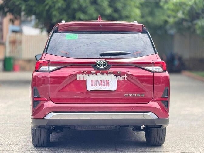 Toyota Veloz Top 2025 Đỏ Tự động 2 vạn