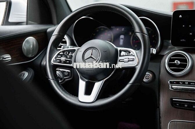 Mercedes-Benz GLC200 4matic V1 2022  34.000km
