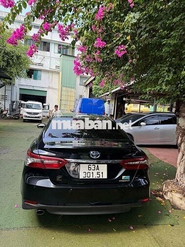 Toyota Camry 2023 Xăng điện Tự động Đen
