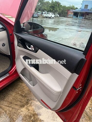 Kia Cerato 1.6 Luxury 2019 Đỏ đô 6 vạn km