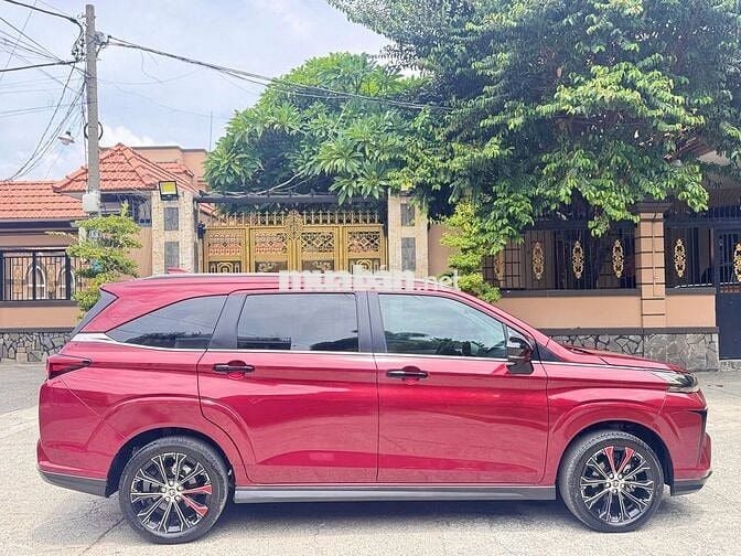 Toyota Veloz Top 2025 Đỏ Tự động 2 vạn