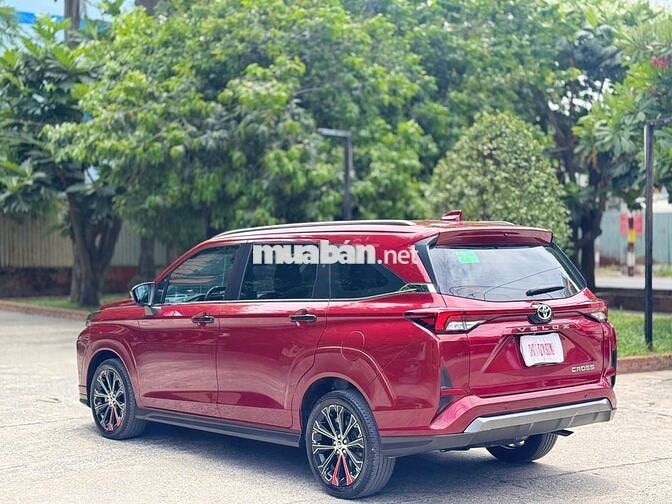 Toyota Veloz Top 2025 Đỏ Tự động 2 vạn