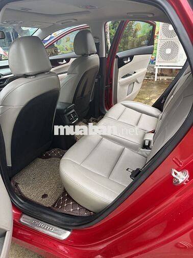 Kia Cerato 1.6 Luxury 2019 Đỏ đô 6 vạn km