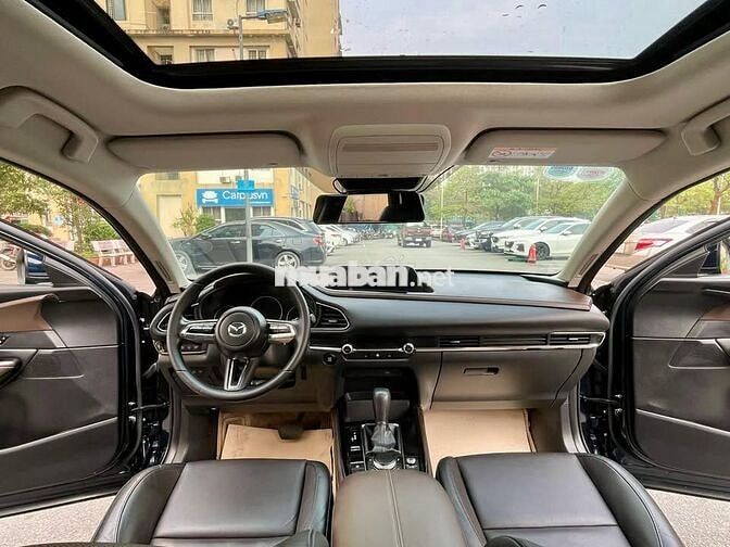 Mazda CX-30 2023 Xanh đen 9000 km